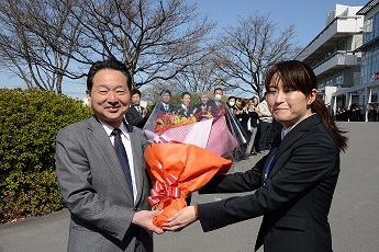 初登庁